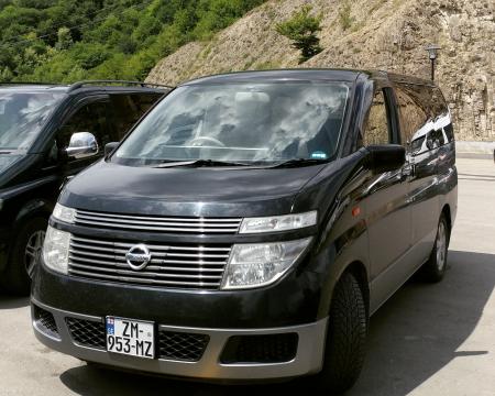 NISSAN Elgrand
