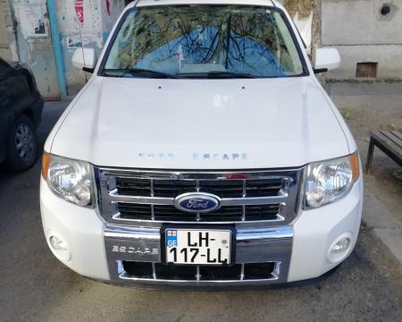 FORD Escape
