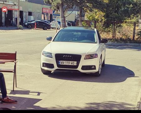 AUDI A4