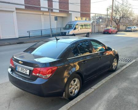 CHEVROLET Cruze