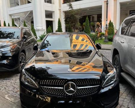MERCEDES-BENZ C 300