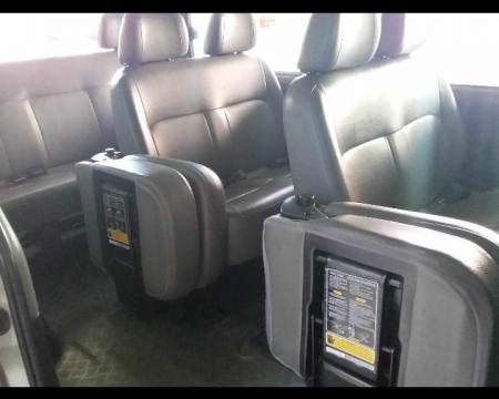 HYUNDAI H1