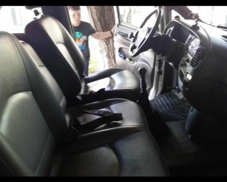 HYUNDAI H1
