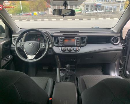 TOYOTA RAV 4