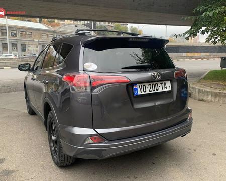 TOYOTA RAV 4