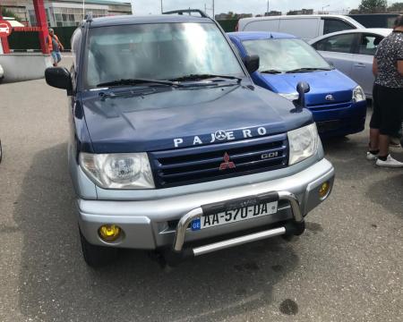 MITSUBISHI Pajero IO