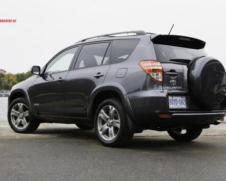 TOYOTA RAV 4