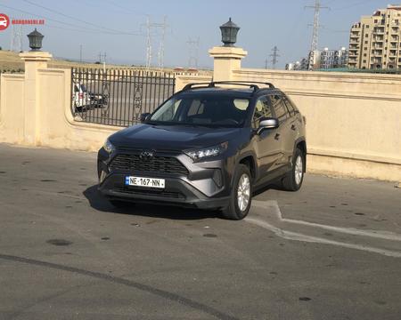 TOYOTA RAV 4