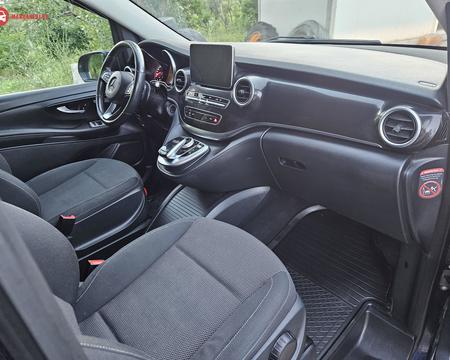 MERCEDES-BENZ V 220