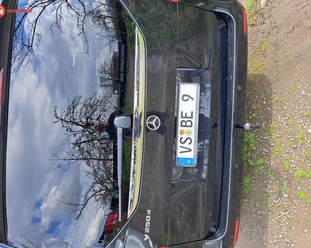 MERCEDES-BENZ Viano