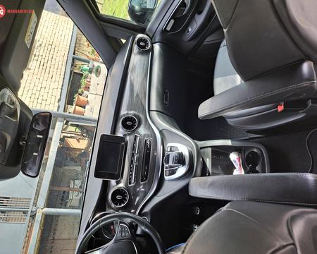 MERCEDES-BENZ Viano