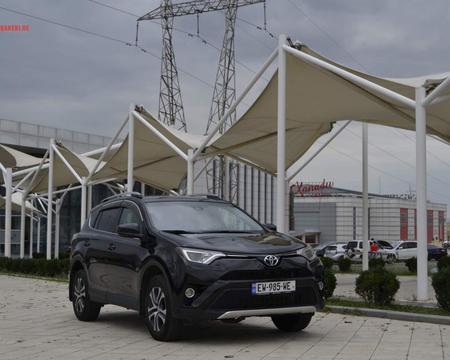 TOYOTA RAV 4
