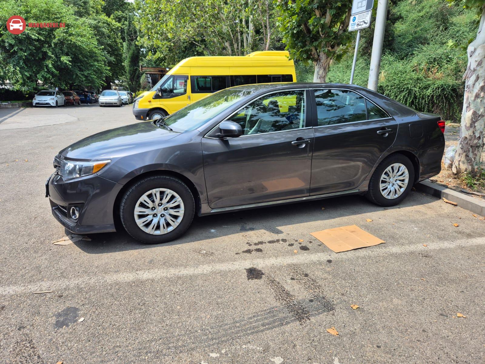 ქირავდება დღიურად TOYOTA CAMRY 2014, ფოტო 3