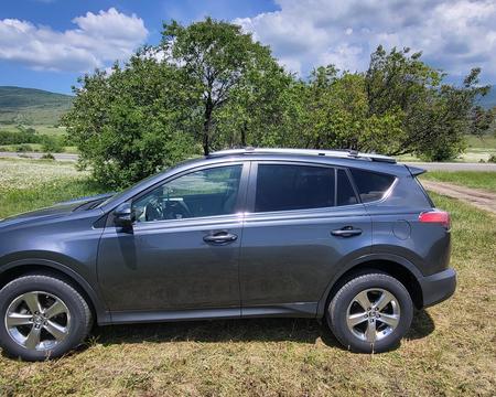 TOYOTA RAV 4