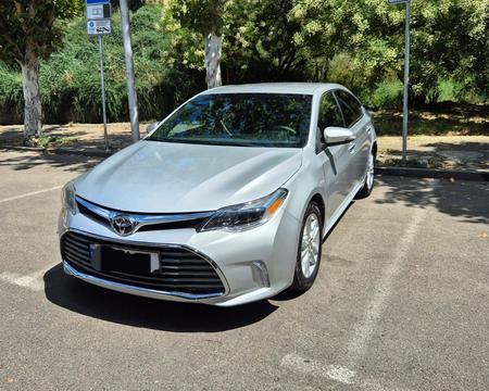 TOYOTA Avalon