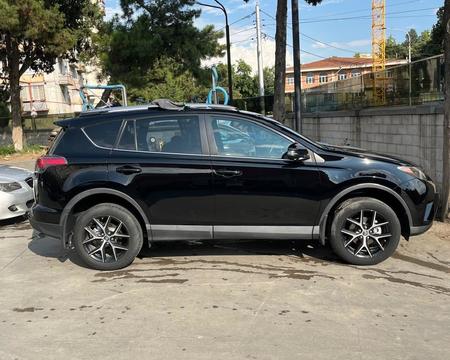 TOYOTA RAV 4