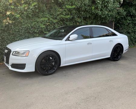 AUDI A8