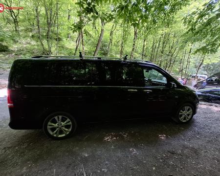 MERCEDES-BENZ V 220