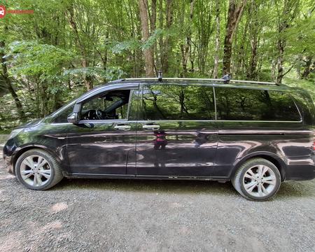 MERCEDES-BENZ V 220