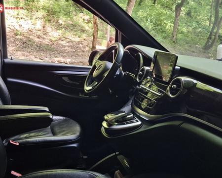 MERCEDES-BENZ V 220