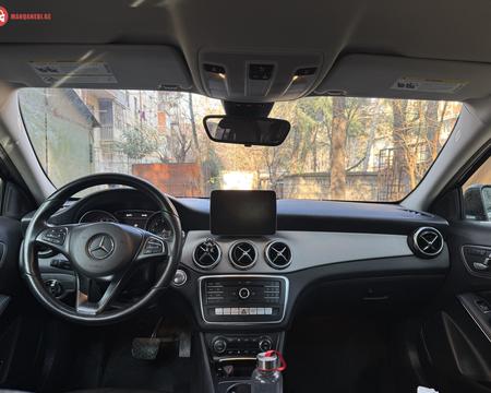 MERCEDES-BENZ GLA 250