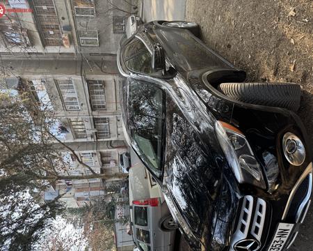 MERCEDES-BENZ GLA 250