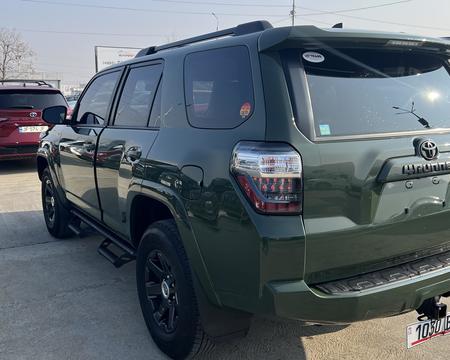 TOYOTA 4Runner