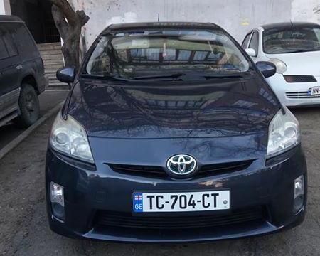 TOYOTA Prius