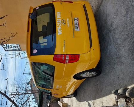 HYUNDAI H1