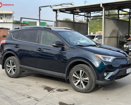 TOYOTA RAV 4