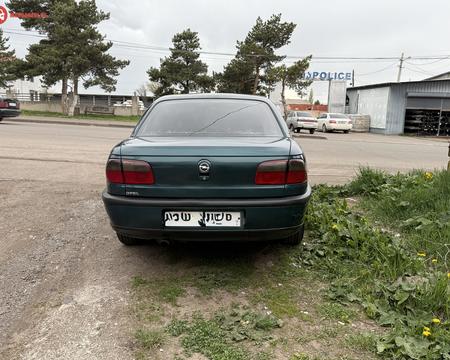 OPEL Omega