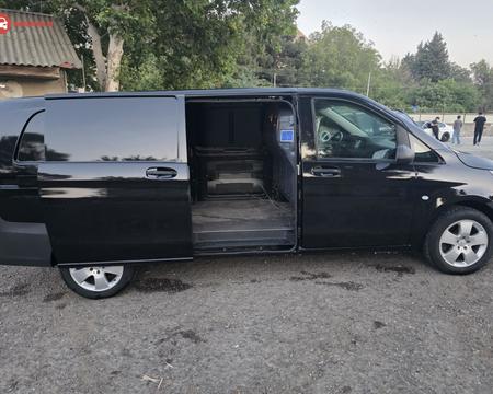 MERCEDES-BENZ Metris