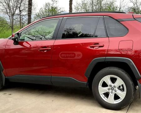 TOYOTA RAV 4