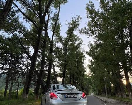 MERCEDES-BENZ C 300