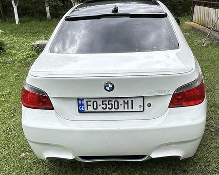 BMW 550