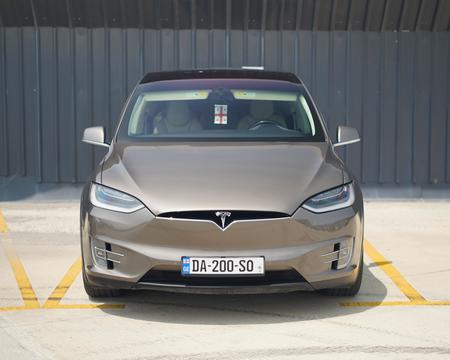 TESLA Model X