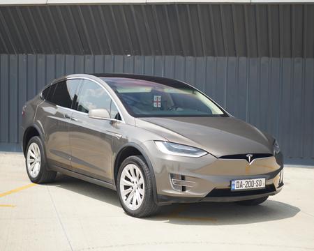 TESLA Model X