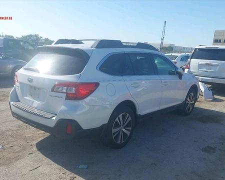 SUBARU Outback