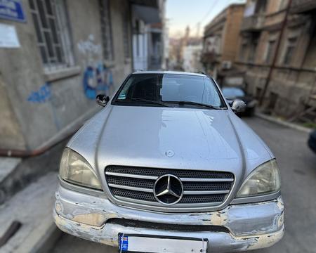 MERCEDES-BENZ ML 320