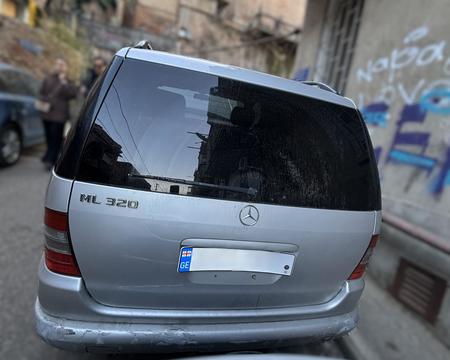 MERCEDES-BENZ ML 320
