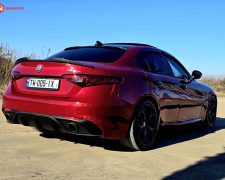 ALFA ROMEO Giulia