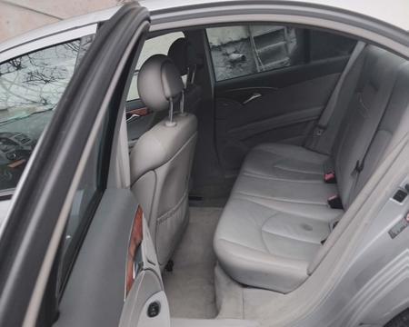 MERCEDES-BENZ E 320