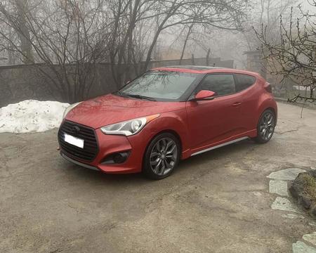 HYUNDAI Veloster