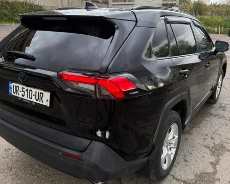 TOYOTA RAV 4