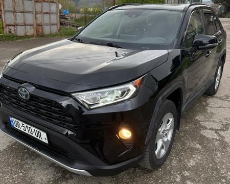 TOYOTA RAV 4