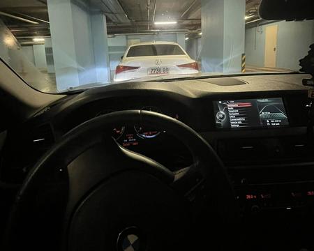 BMW 528