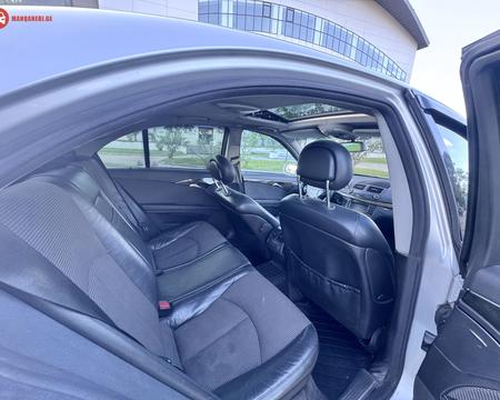 MERCEDES-BENZ E 270