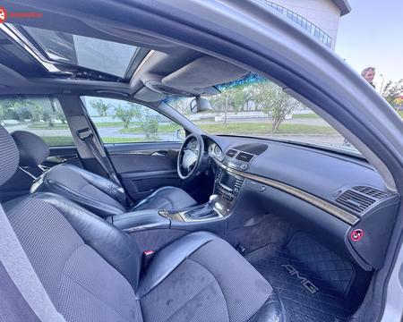 MERCEDES-BENZ E 270