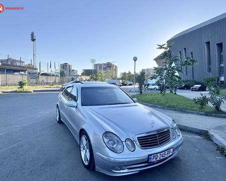 MERCEDES-BENZ E 270