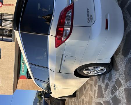 NISSAN Quest